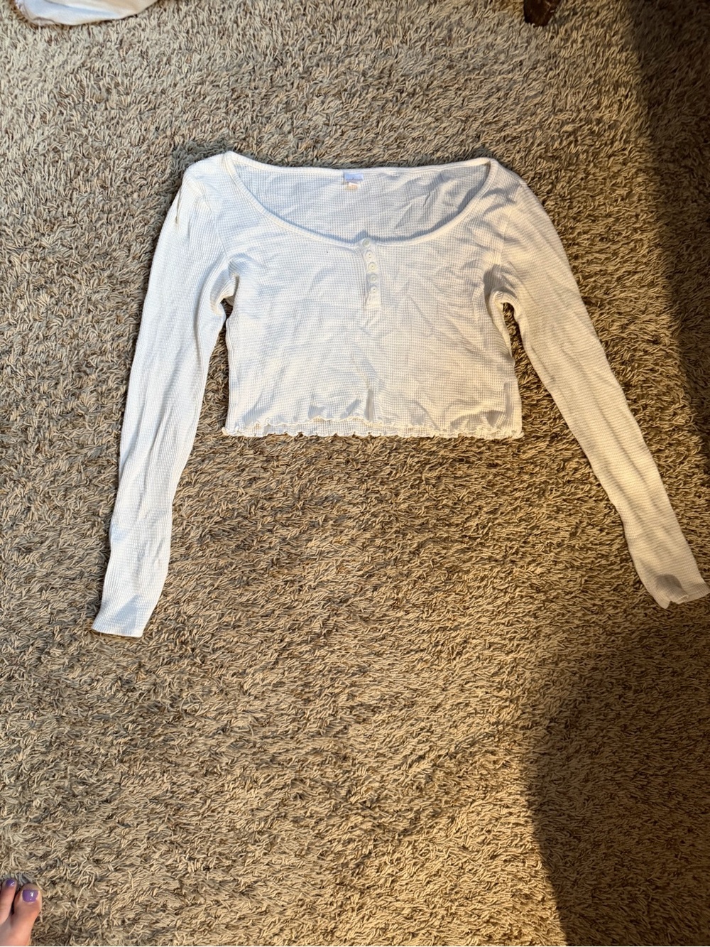 Colsie Women's Cream Waffle-Knit long sleeve crop top - Small